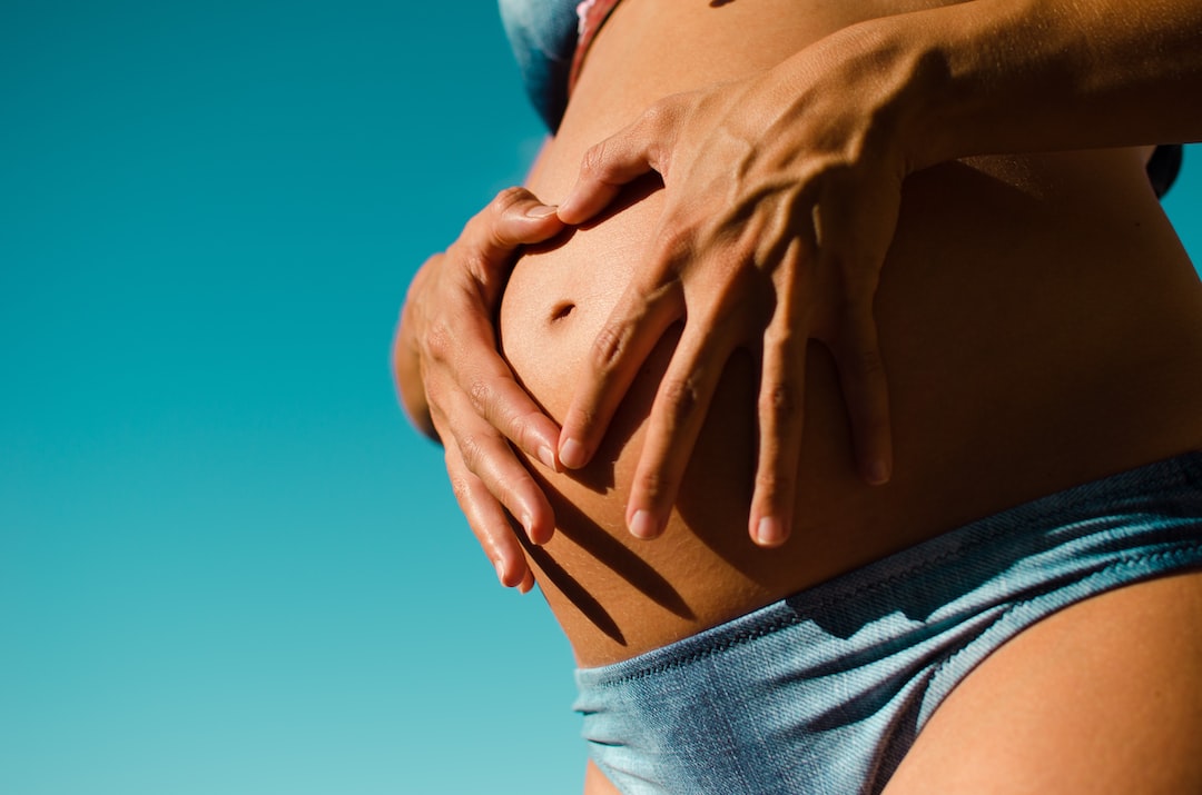 Kombine Estetik Prosedürler: Abdominoplasti ve Göbek Deliği Estetiği