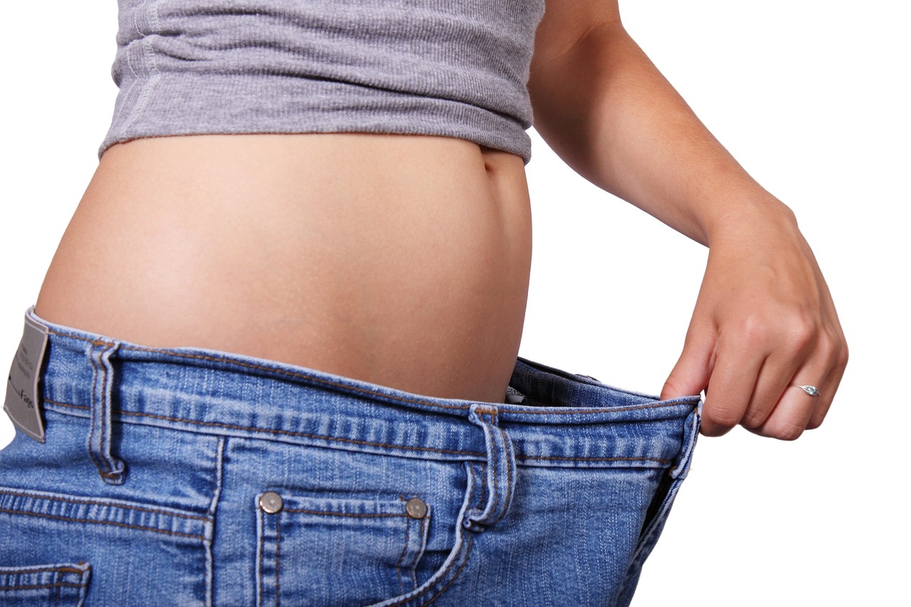 Karın Germe ve Yaşlanma Karşıtı Estetik ile Abdominoplasti Gençlik Işıltısını Koruma Yolculuğu